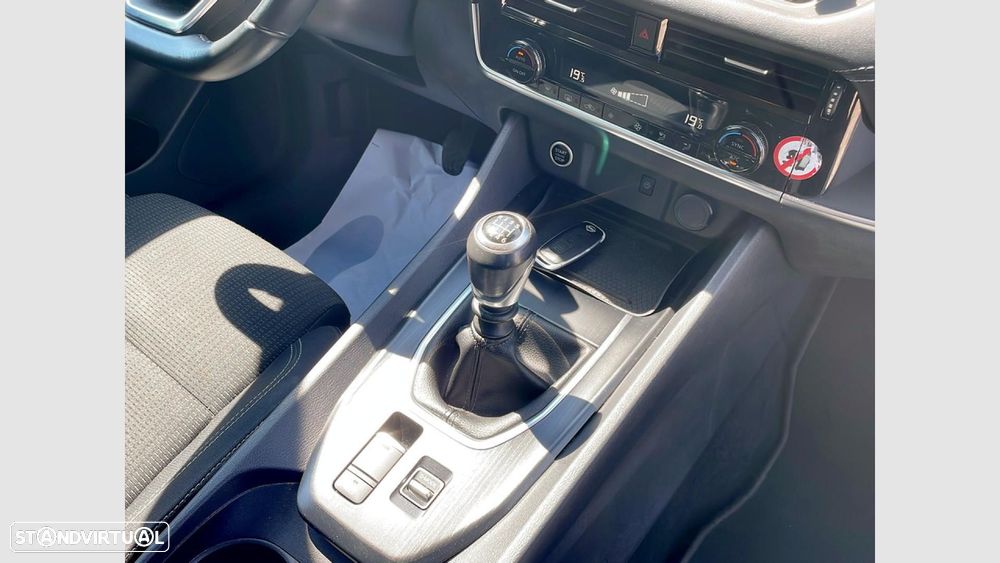 Nissan Qashqai 1.3 DIG-T Acenta - 23