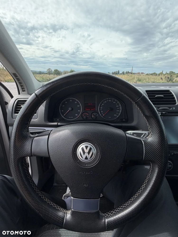 Volkswagen Golf 1.4 TSI GT - 12