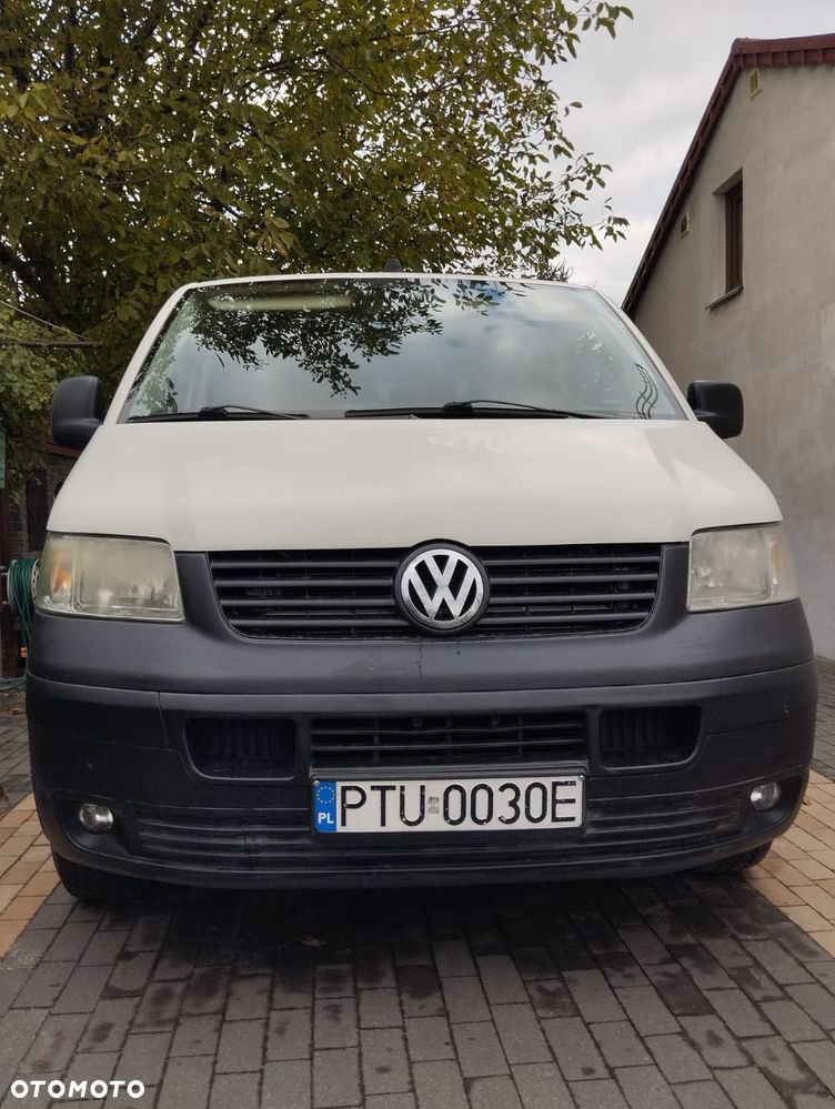 Volkswagen Transporter - 1