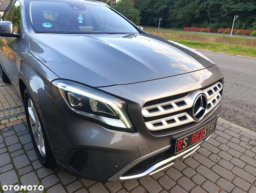 Mercedes-Benz GLA 200 Urban - 15