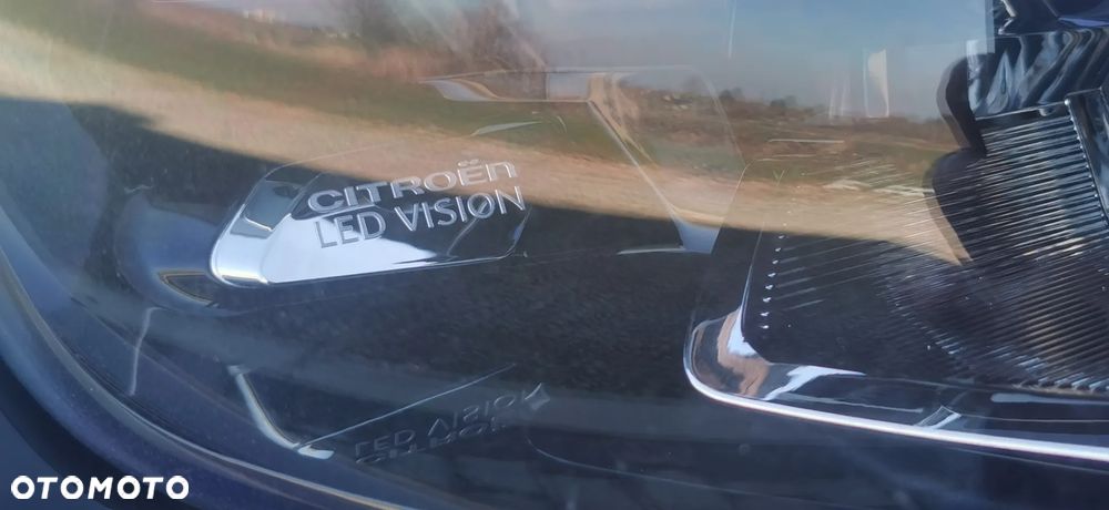 Citroën C3 1.2 PureTech Shine - 37