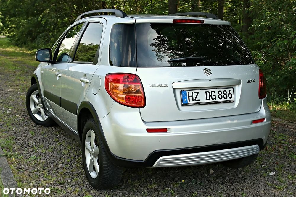Suzuki SX4 1.6 VVT 4x2 City - 29