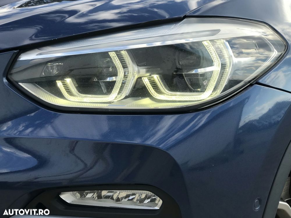 BMW X3 xDrive20d AT Luxury Line - 40