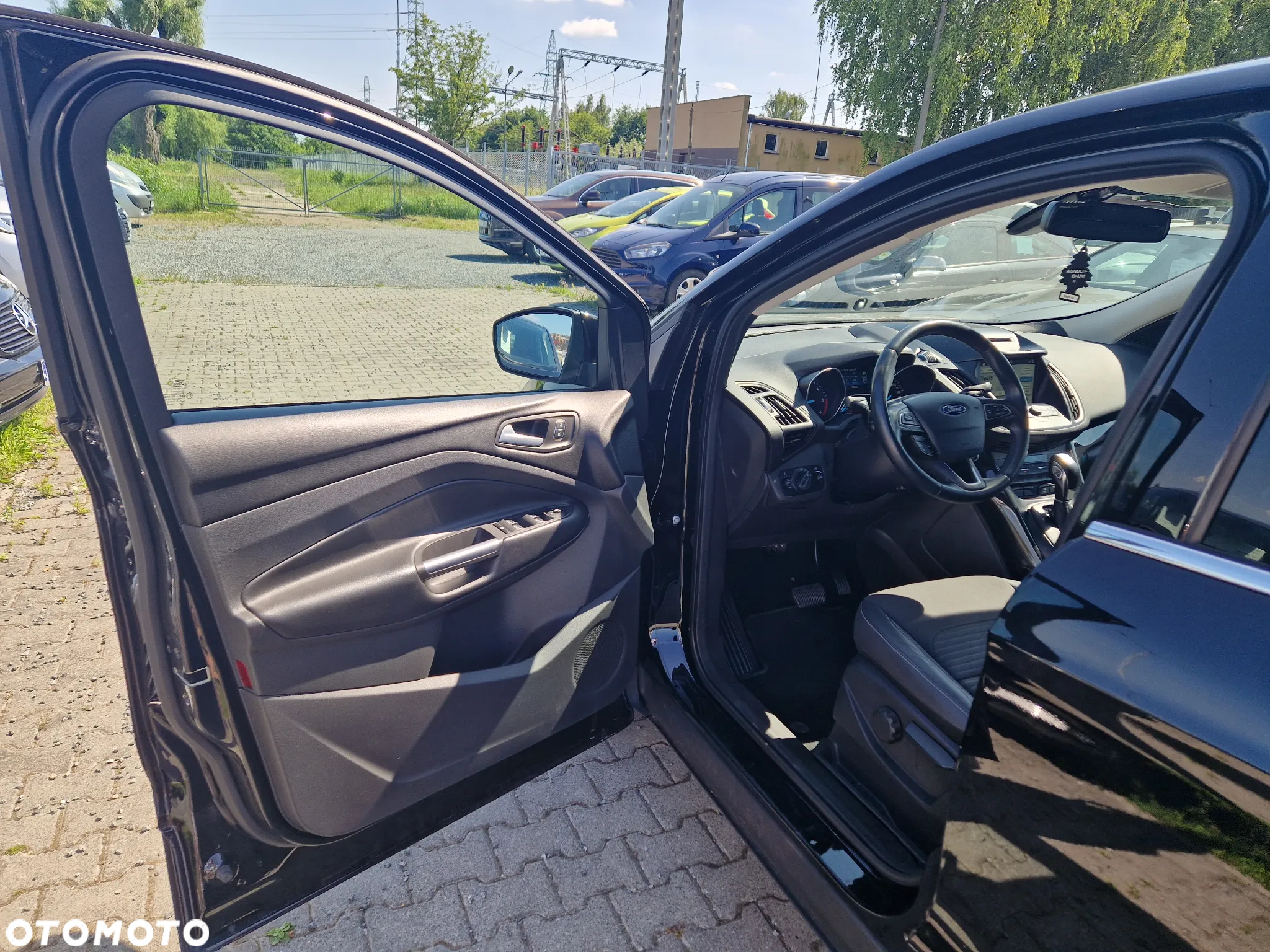 Ford Kuga - 11