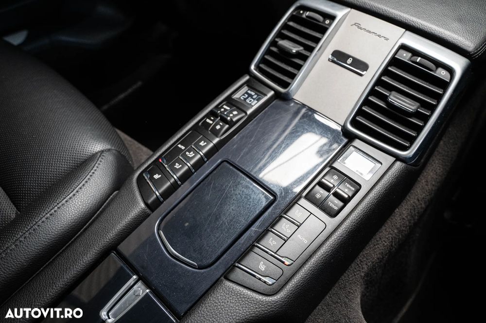 Porsche Panamera 3.6 PDK 4 - 31