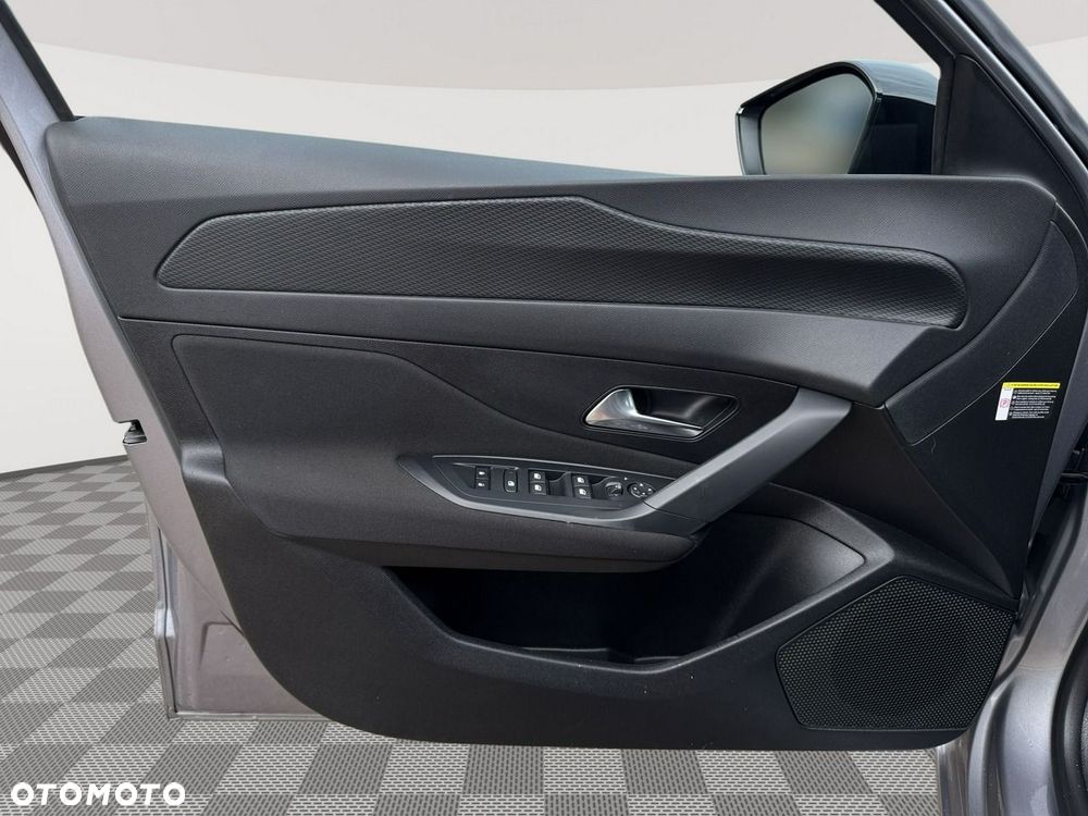 Peugeot 308 1.2 PureTech Active Pack S&S EAT8 - 11