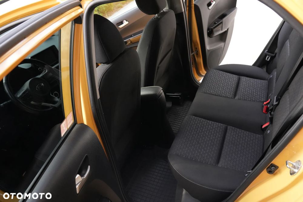 Kia Picanto 1.0 L - 7