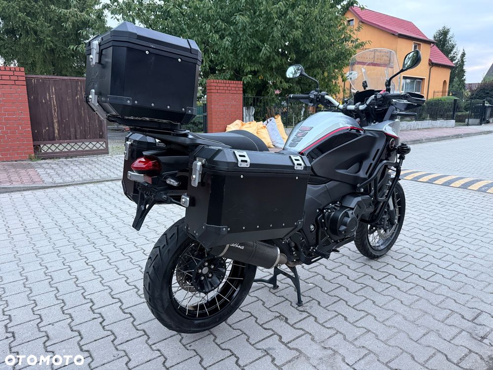 Honda VFR - 13
