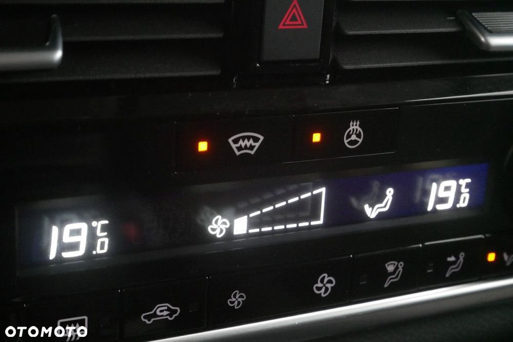 Nissan Qashqai - 26
