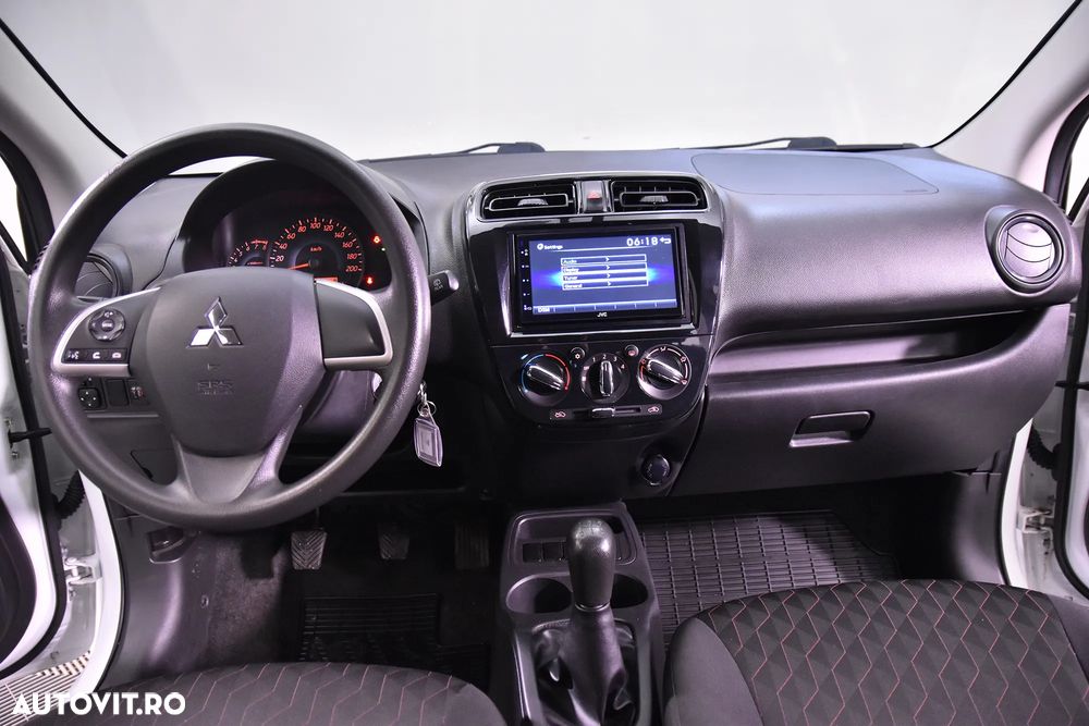 Mitsubishi Space Star - 9