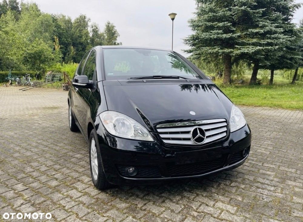 Mercedes-Benz Klasa A 180 Elegance - 1