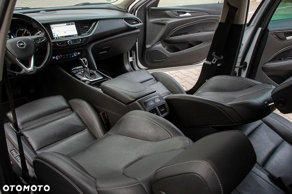 Opel Insignia 2.0 BiTurbo 4x4 Ultimate Exclusive - 22