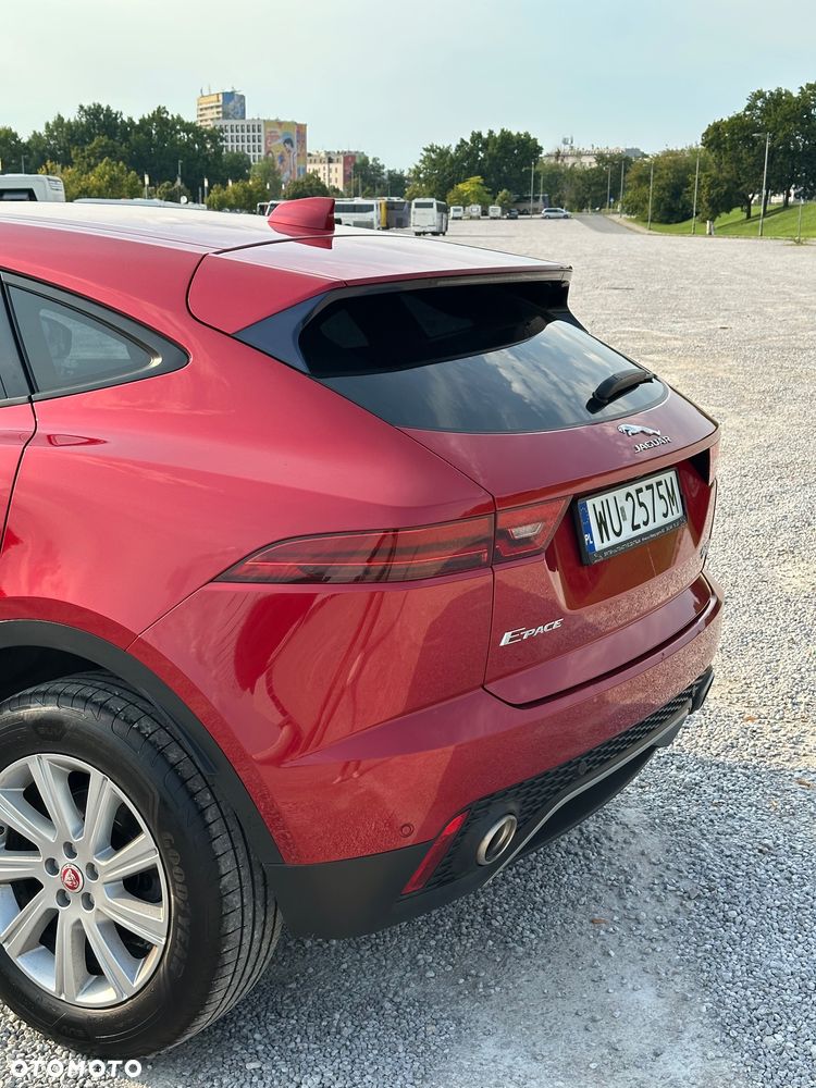 Jaguar E-Pace 2.0 P200 mHEV AWD S - 17