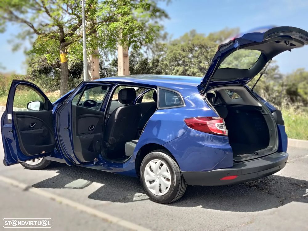 Renault Mégane Sport Tourer 1.5 dCi Dynamique CO2 Champion - 11