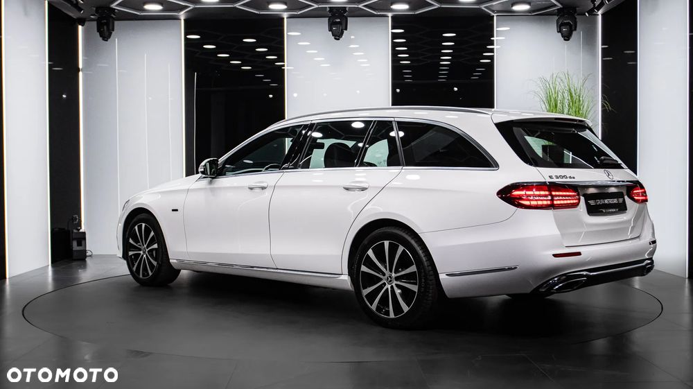 Mercedes-Benz Klasa E 300 de 9G-TRONIC - 5