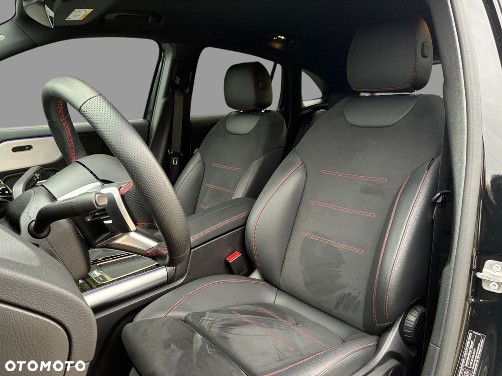 Mercedes-Benz GLA 200 mHEV AMG Line 7G-DCT - 11