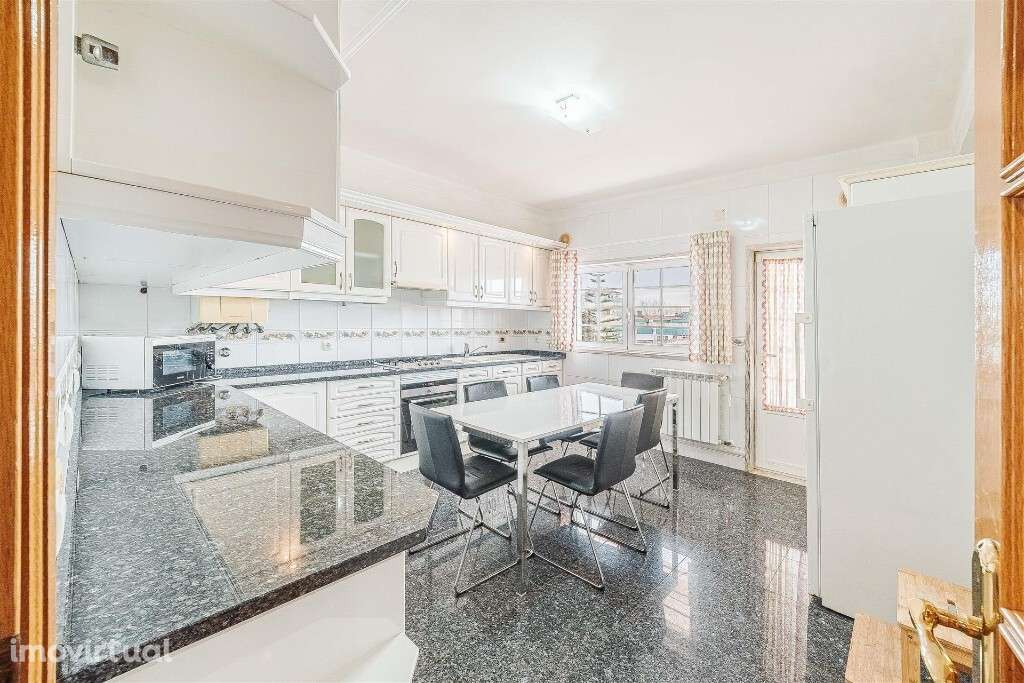 Moradia Isolada M4 com garagem ,Sintra - Grande imagem: 2/25