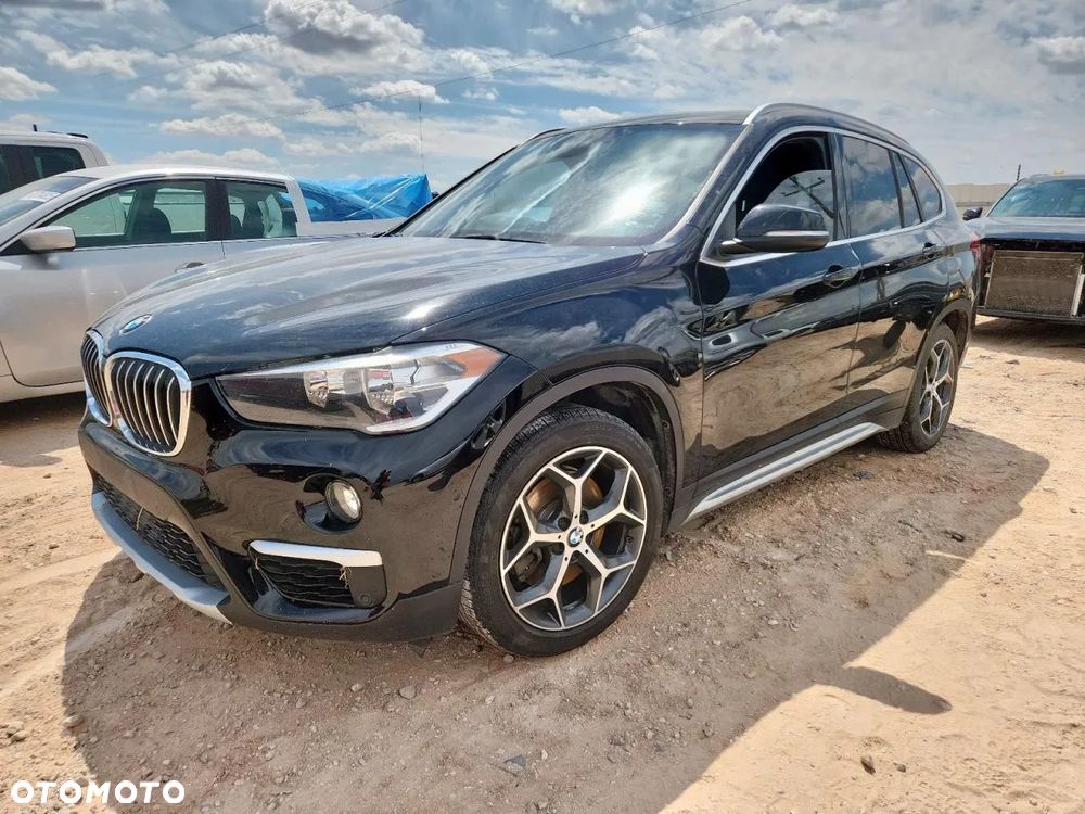 BMW X1 xDrive25i GPF Sport Line - 1