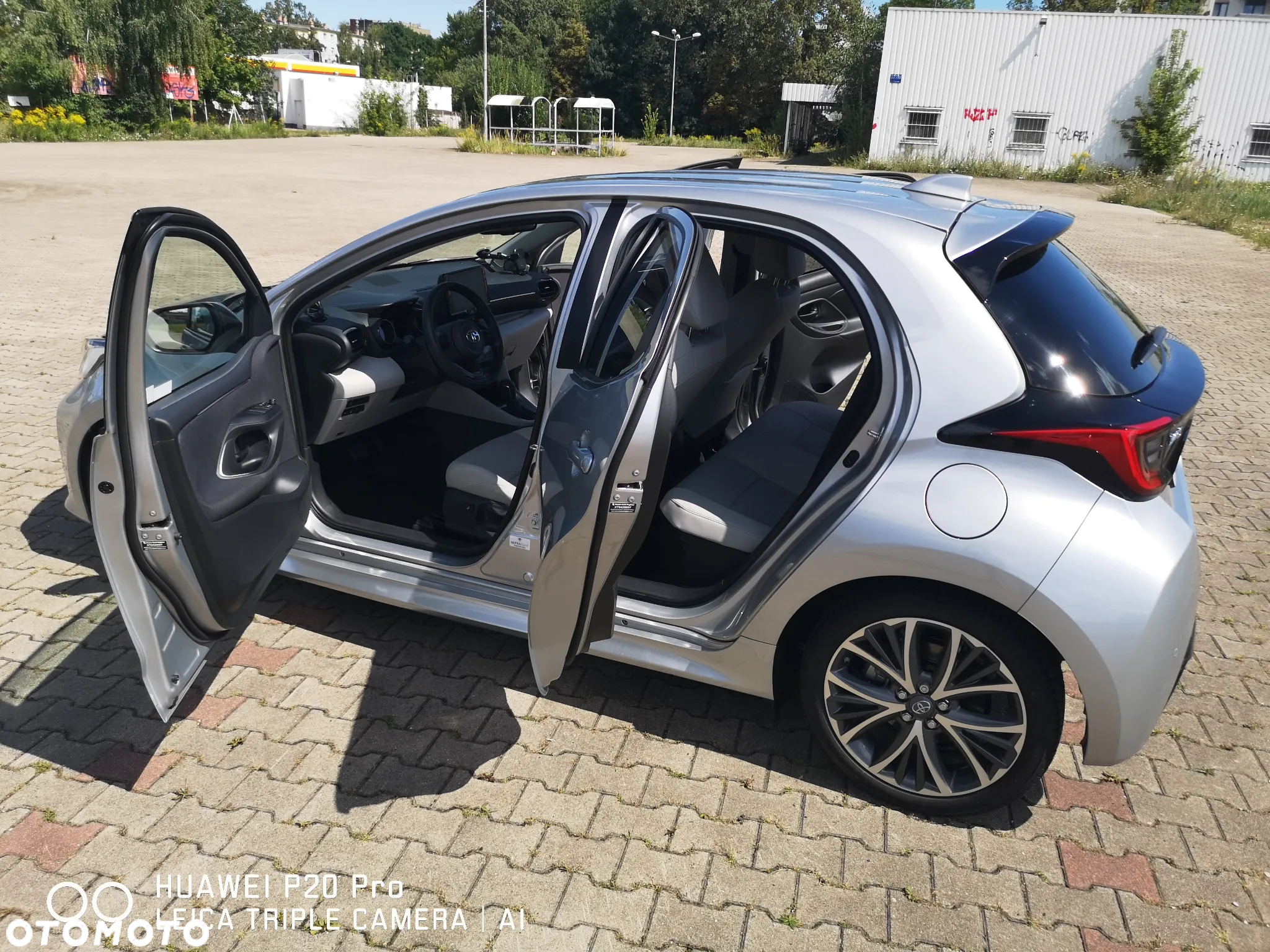Toyota Yaris Hybrid 1.5 Executive - 13