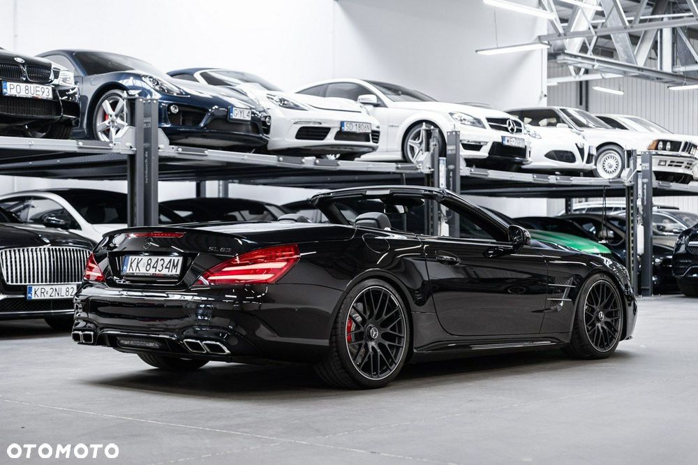 Mercedes-Benz SL 63 AMG - 13