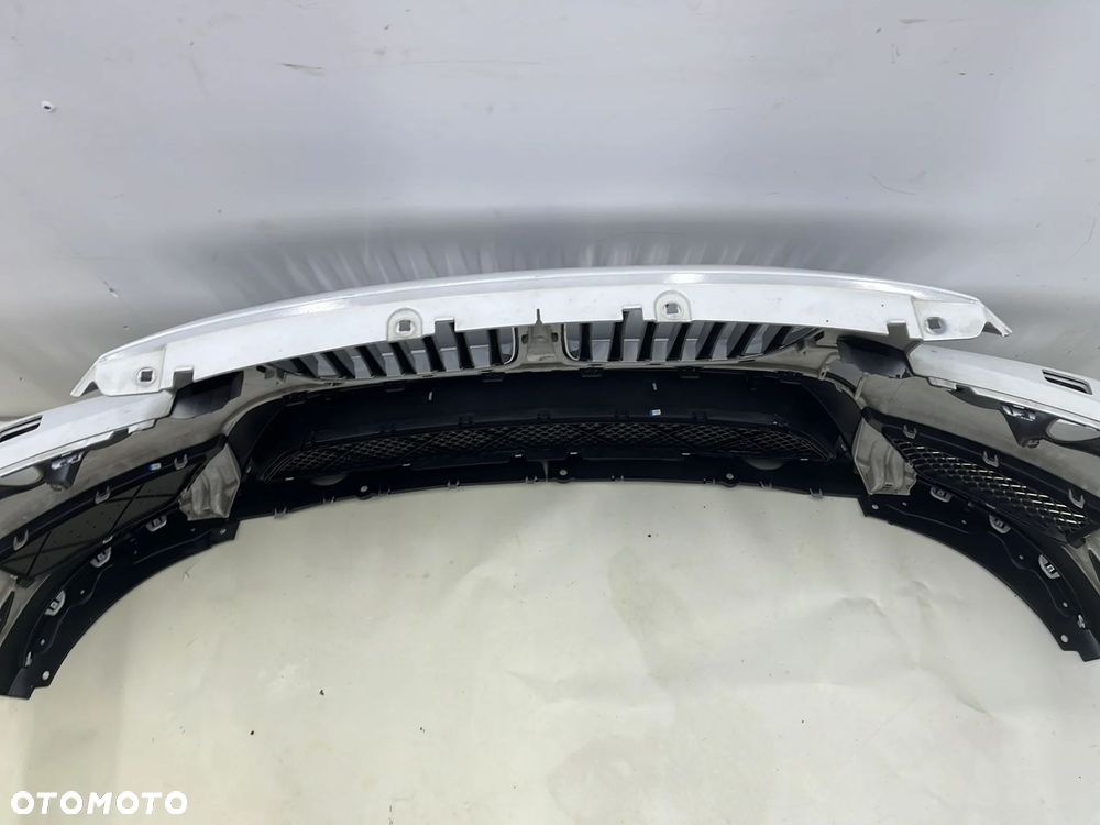 Zderzak przedni BMW X1 E84 12-15 Lift przód 4XPDC spryski 7303750 - 15