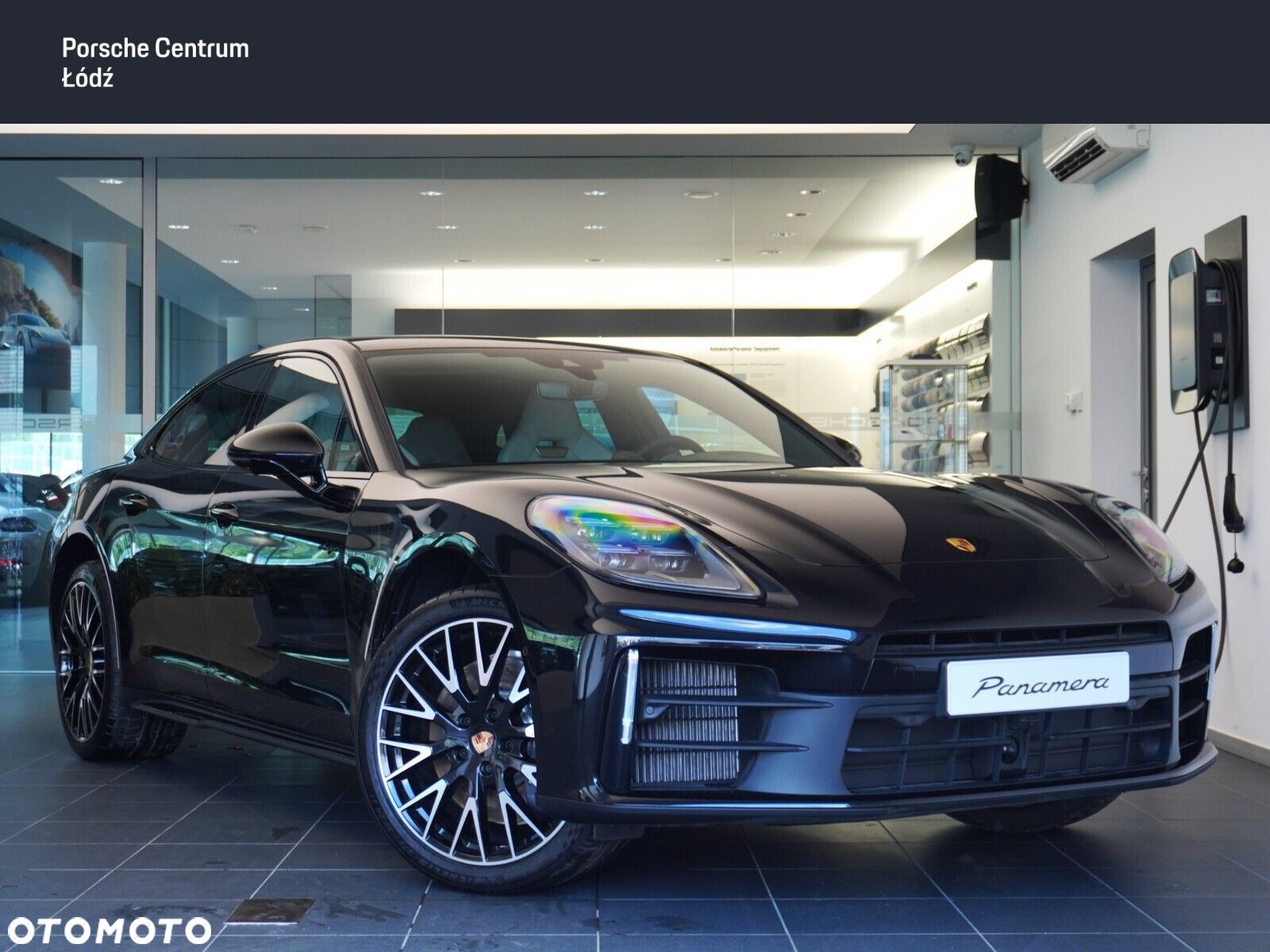 Porsche Panamera - 1