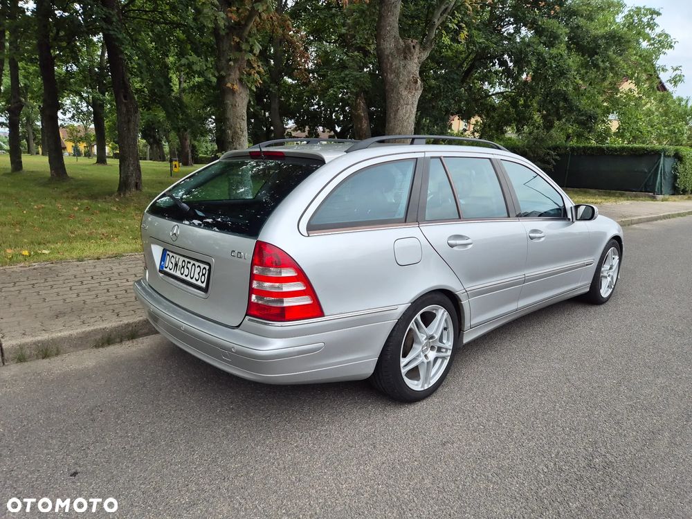 Mercedes-Benz Klasa C - 25