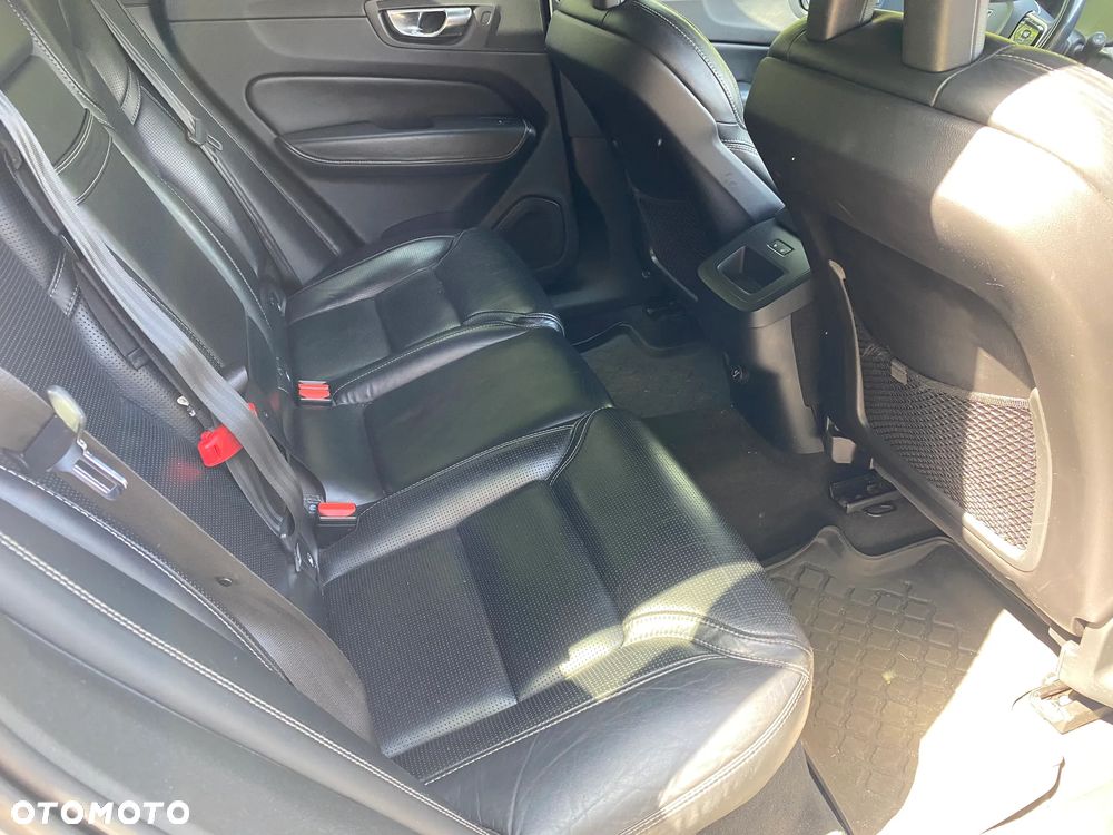 Volvo XC 60 D5 AWD Inscription - 7