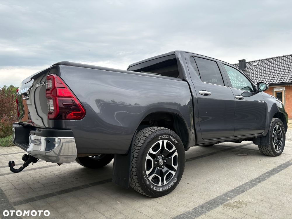 Toyota Hilux 2.8 D-4D Double Cab SR5+ 4x4 - 6