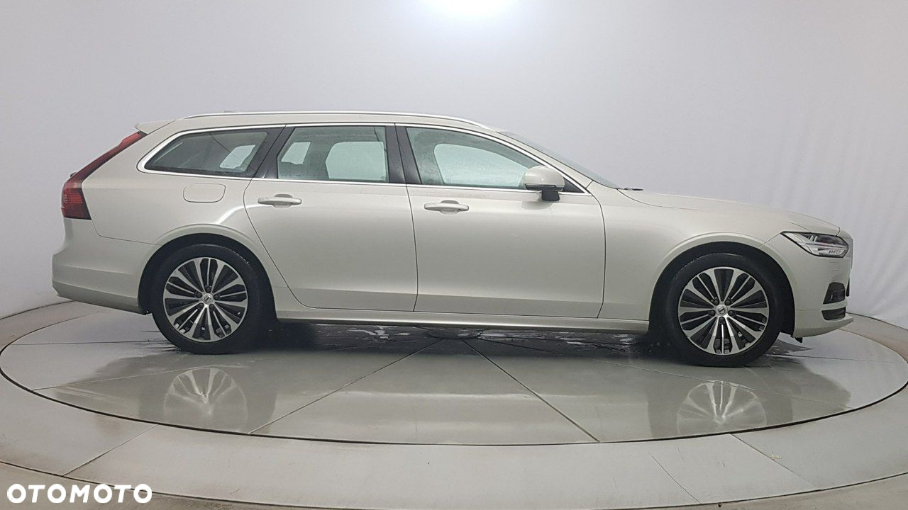 Volvo V90 - 8