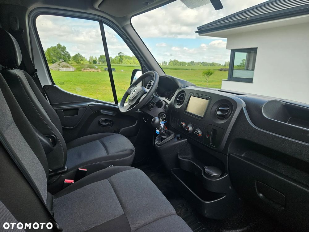 Renault Master - 15