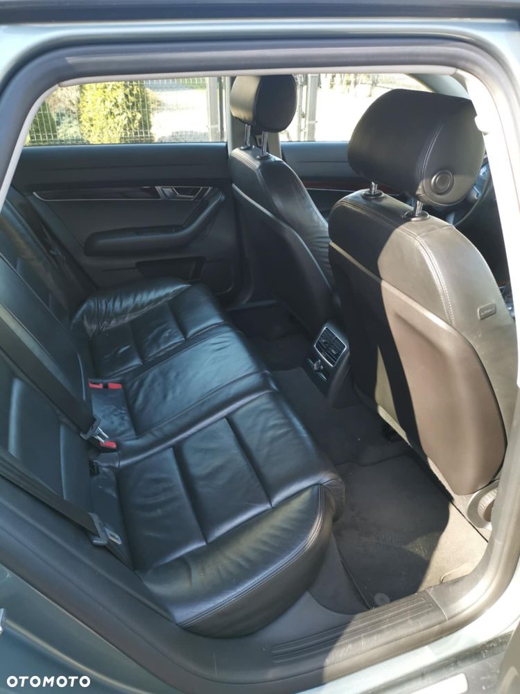 Audi A6 Allroad - 16