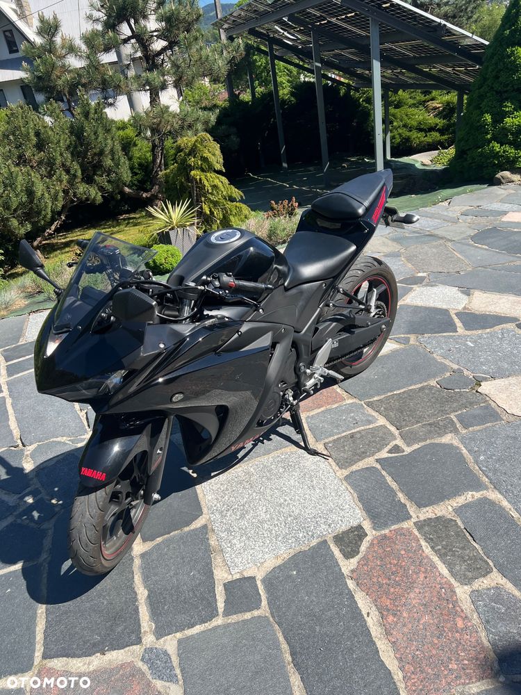 Yamaha R3 - 4