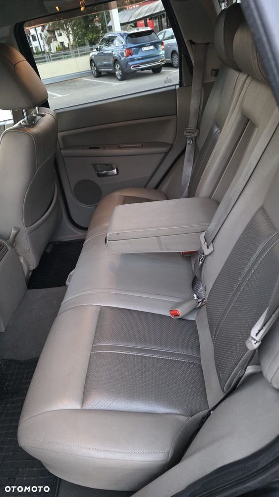Jeep Grand Cherokee - 6