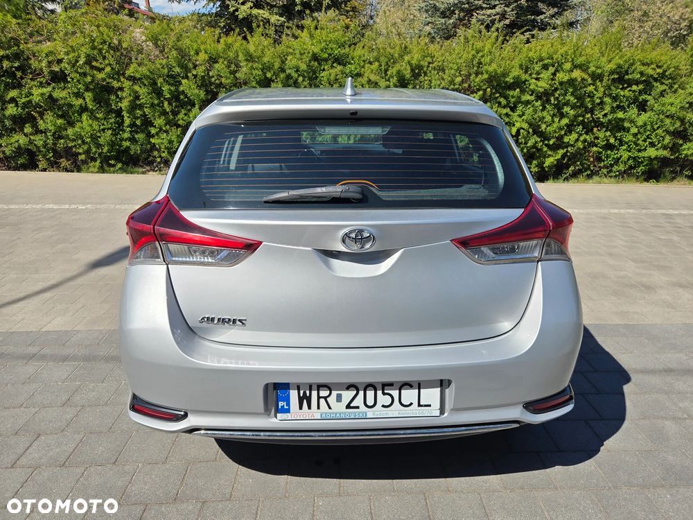 Toyota Auris 1.6 Premium - 7