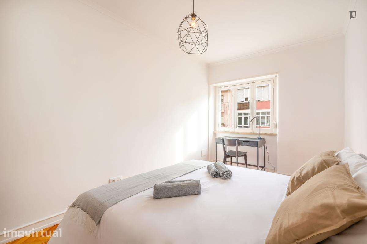 Quarto - localizado em Alameda Lisbon - Grande imagem: 4/20