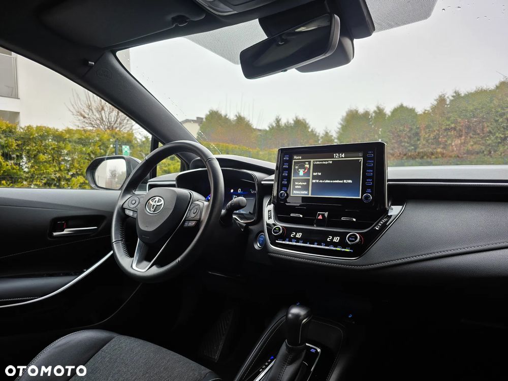 Toyota Corolla 1.8 Hybrid GPF Executive - 27