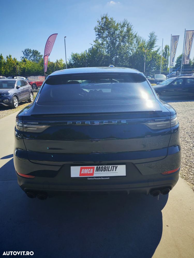 Porsche Cayenne - 6