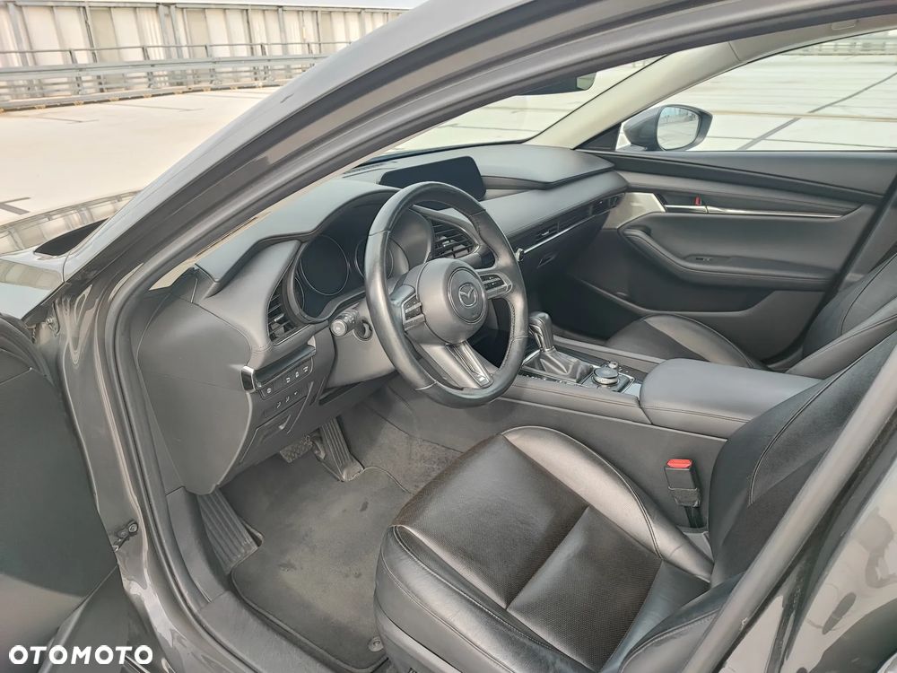 Mazda 3 - 16
