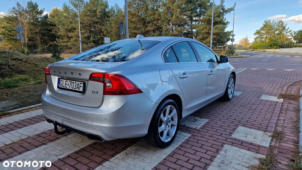 Volvo S60 D4 Summum - 14