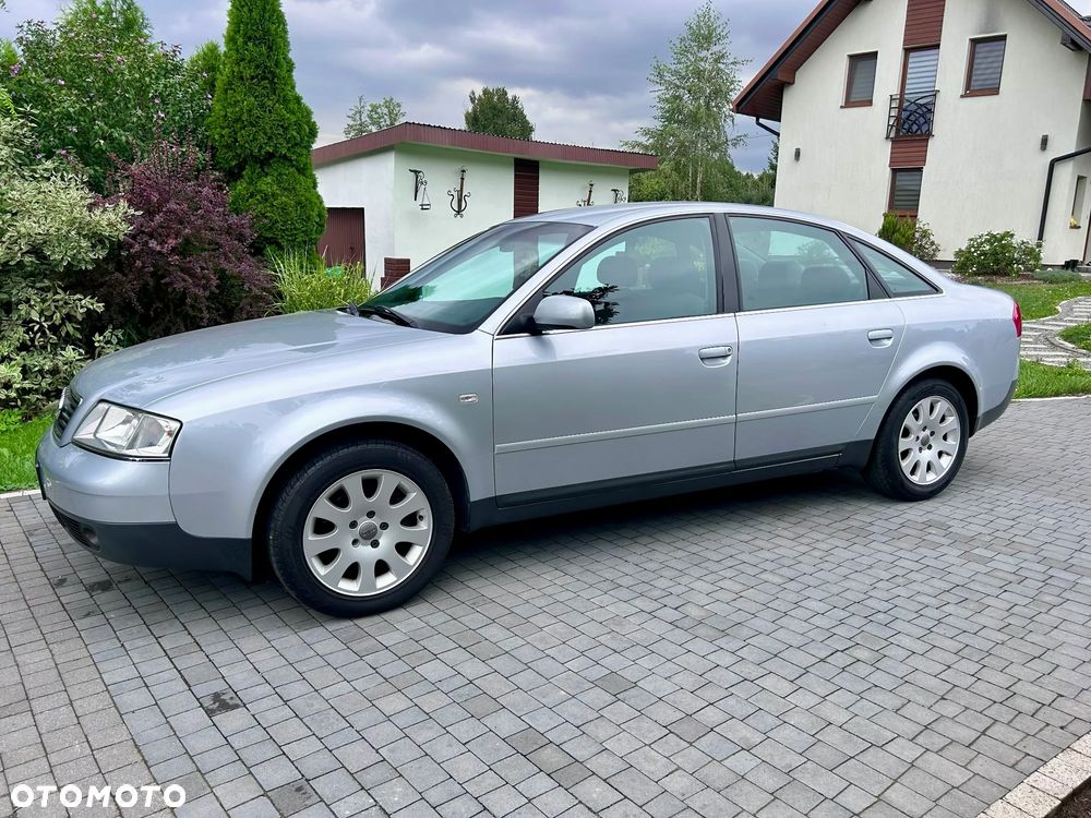 Audi A6 Limousine 2.4 - 22