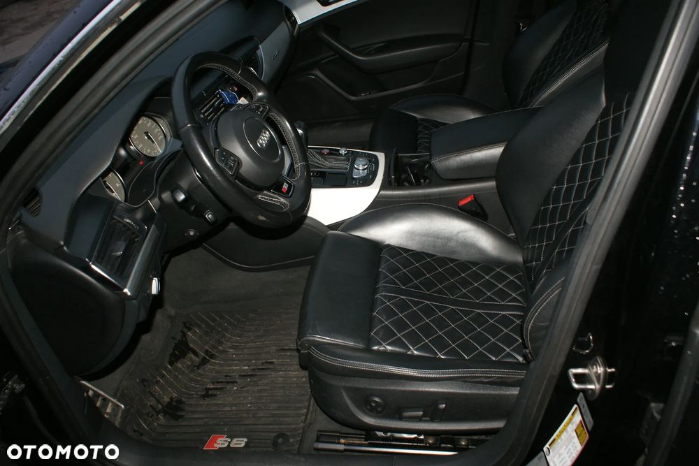 Audi S6 Limousine - 12