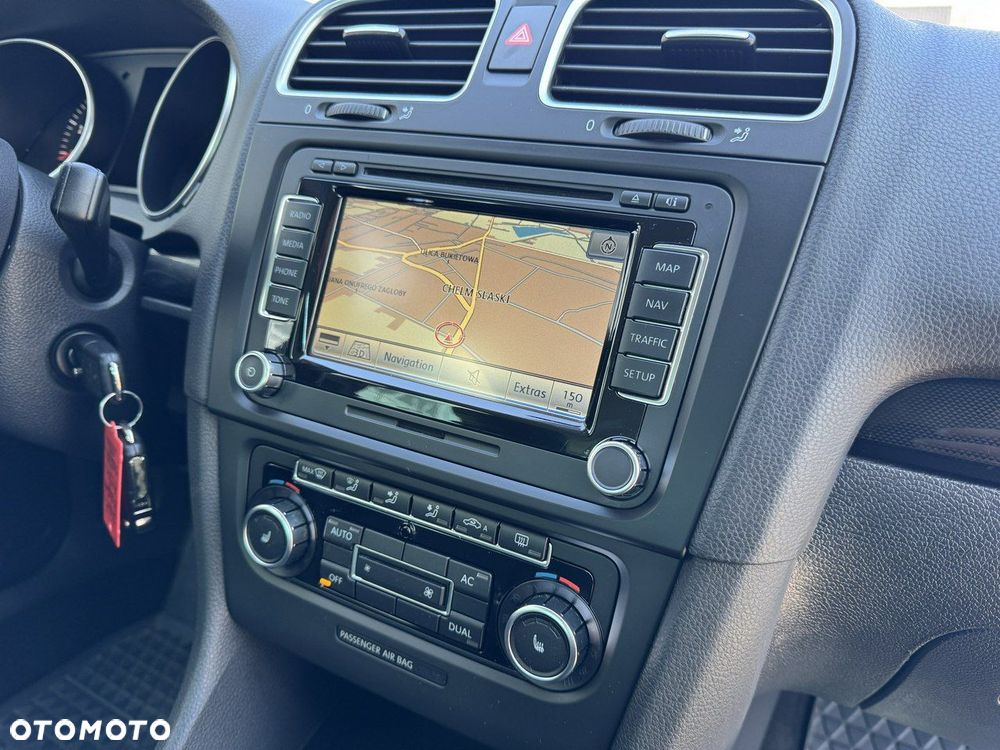 Volkswagen Golf 1.6 Comfortline - 12