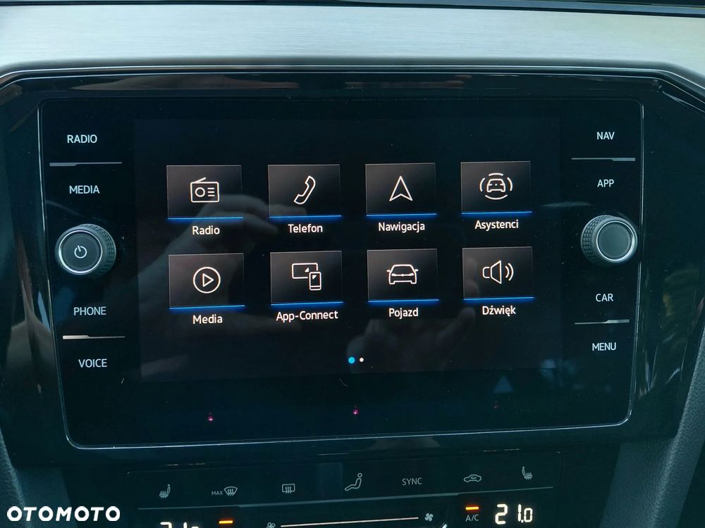Volkswagen Passat 1.5 TSI EVO Elegance DSG - 34