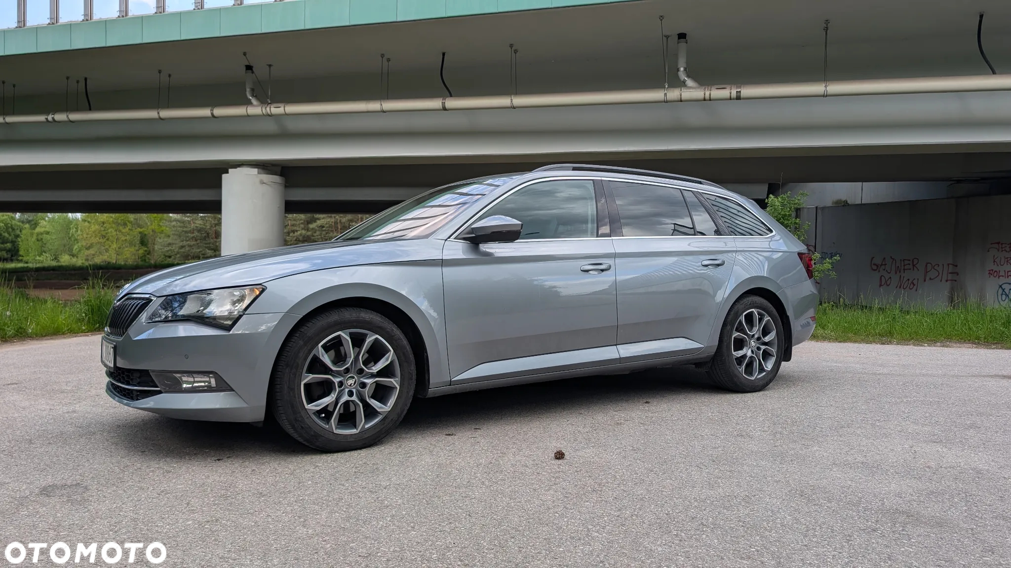 Skoda Superb 1.6 TDI DSG Ambition - 5