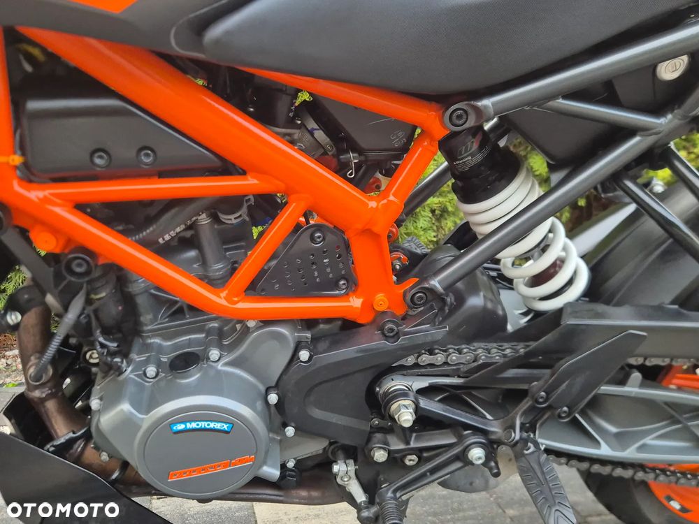 KTM Duke - 16