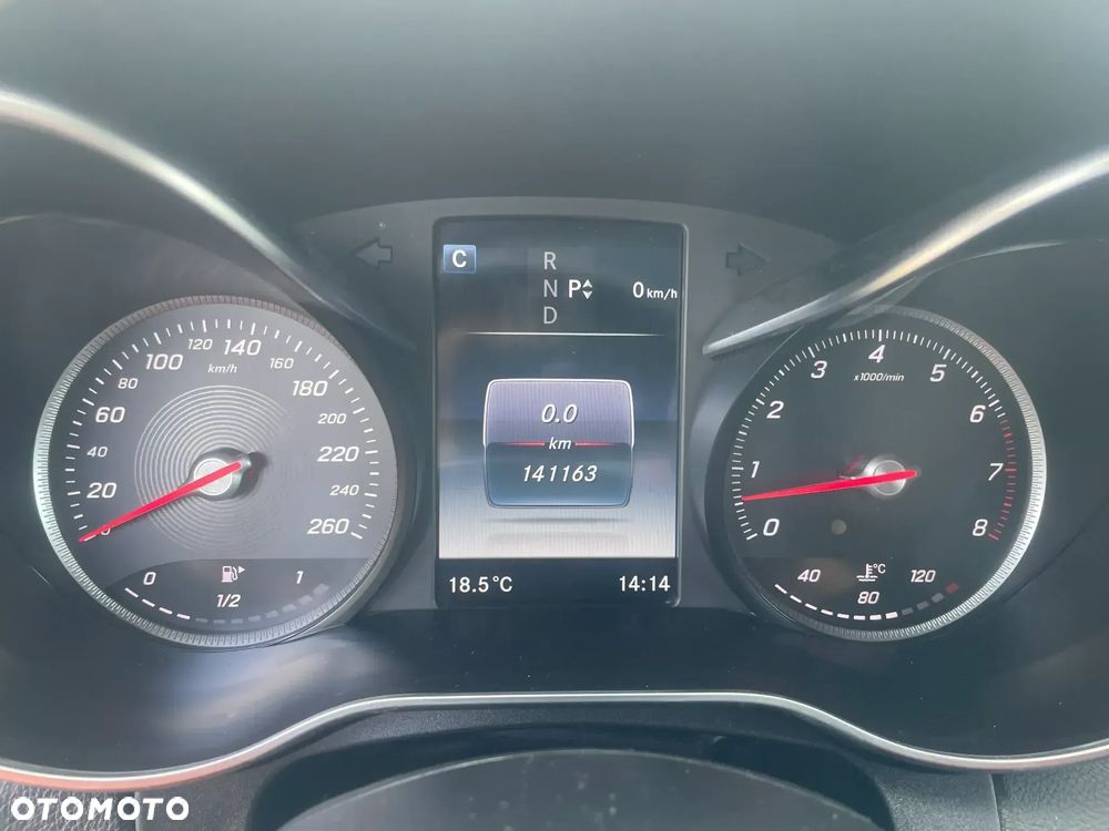 Mercedes-Benz Klasa C 300 7G-TRONIC AMG Line - 20