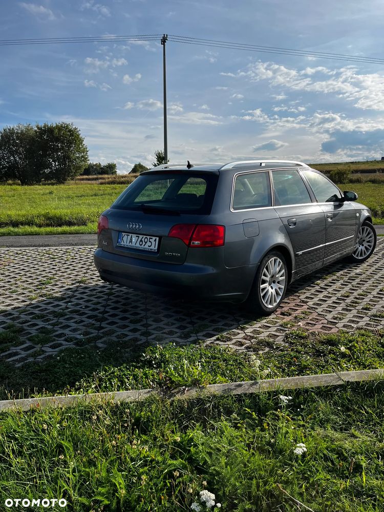 Audi A4 Avant - 4