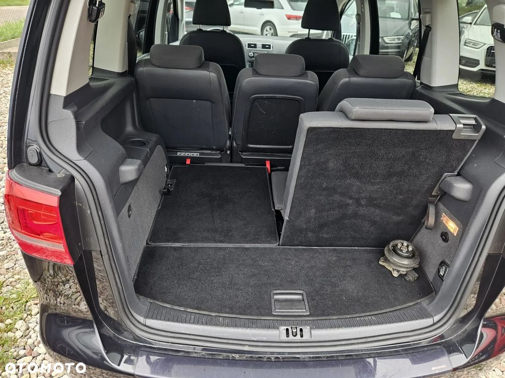 Volkswagen Touran 1.4 TSI BMT Highline - 14