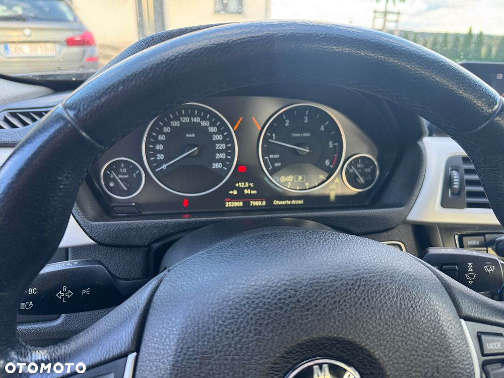 BMW Seria 3 318d Sport Line - 20
